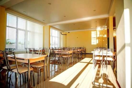 Sariya Hotel Kheivani Ngoại thất bức ảnh